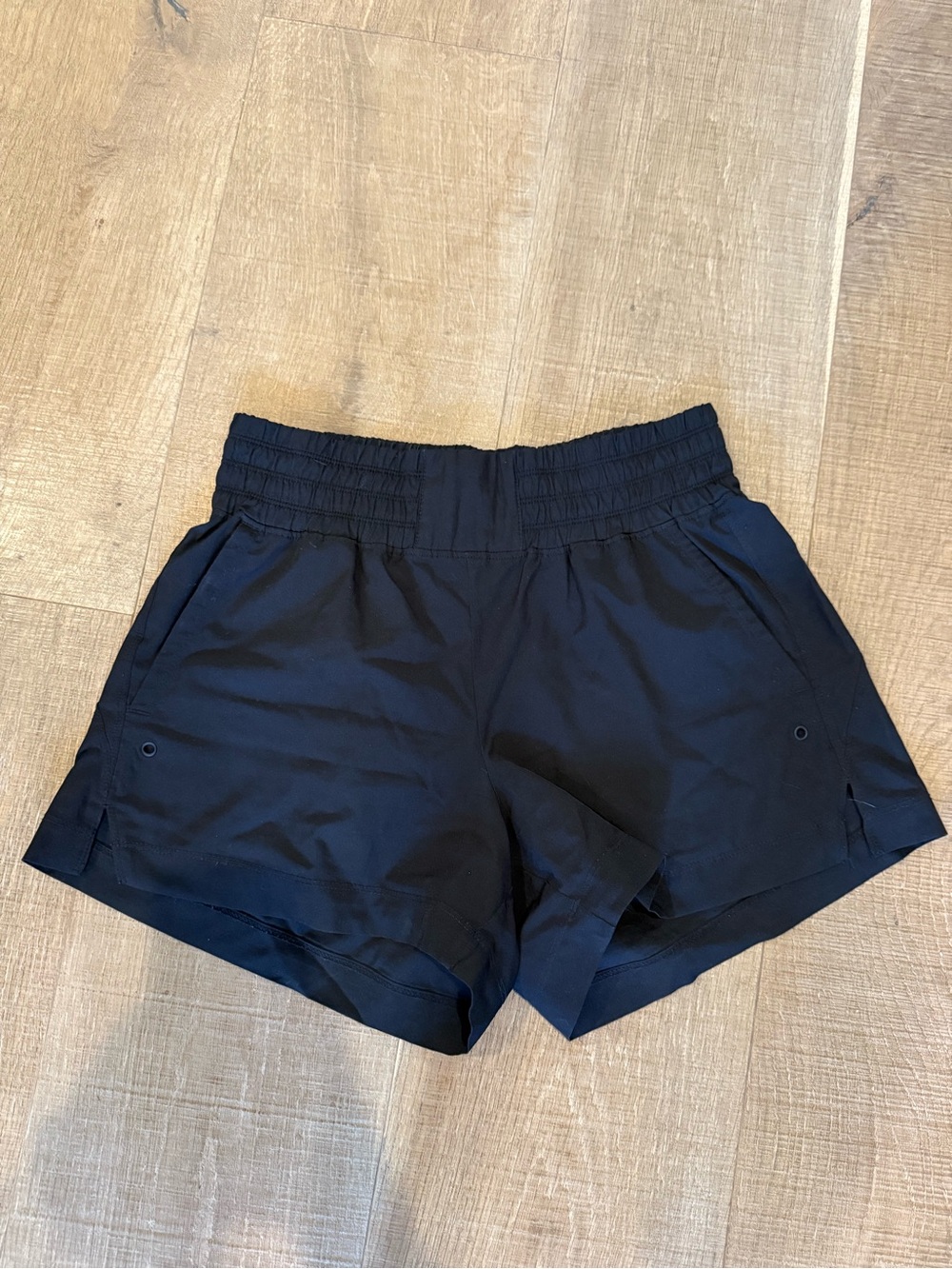 Old Navy Black Athletic Elastic-Waist Shorts
